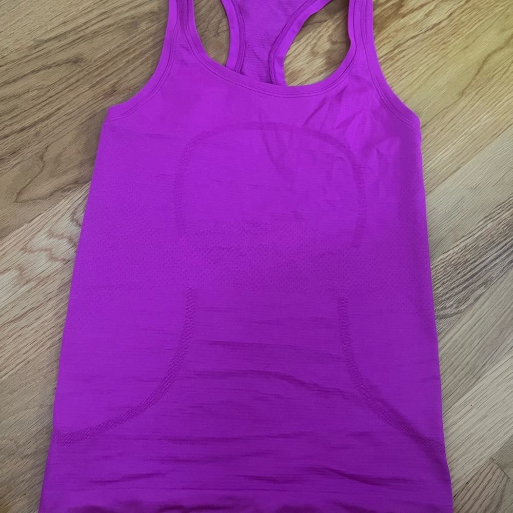 Lululemon swiftly tank